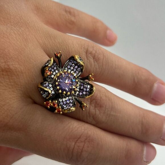 925 Sterling Silver Floral Blossom With Amethyst inspired crystal accent - Picture 11 of 16